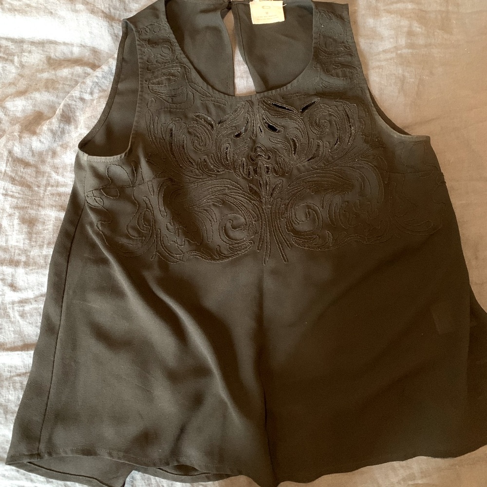 Black Sleeveless Pins and Needles Top M